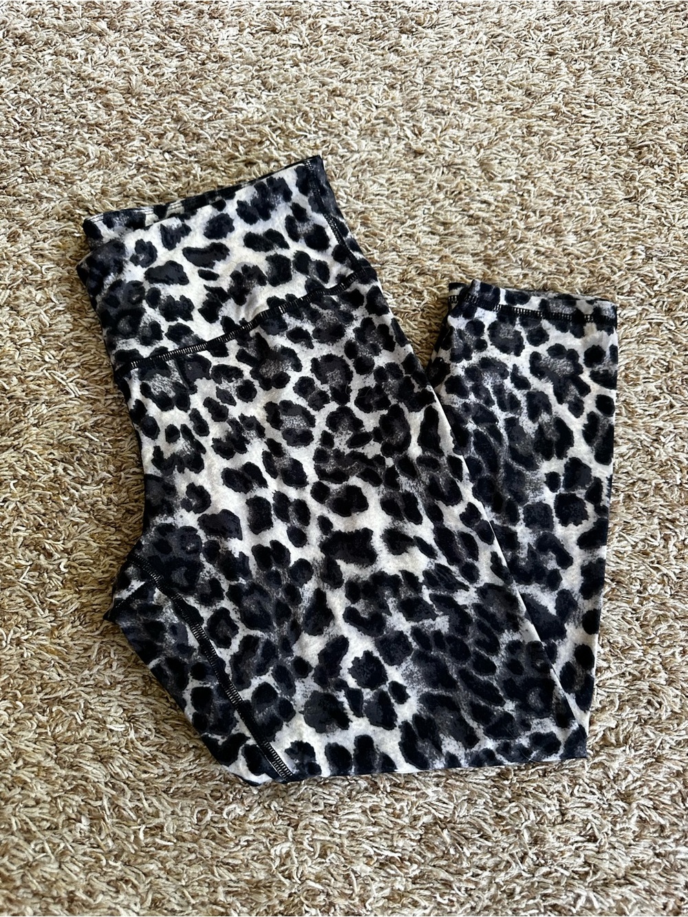 Leopard Print High-Waist Leggings in a Capri